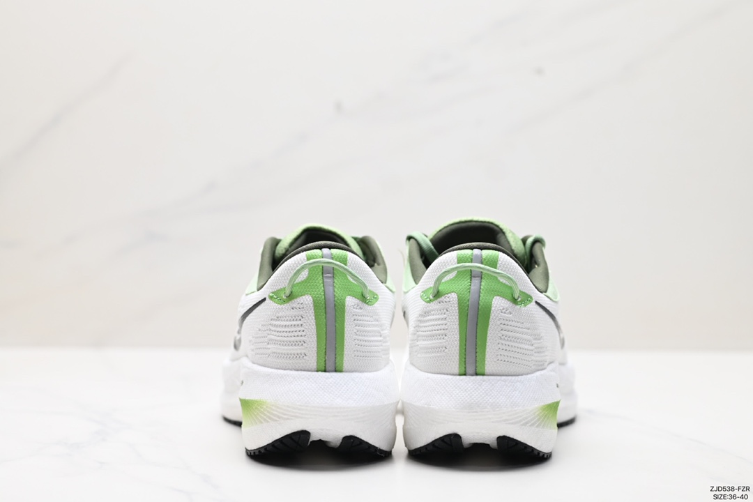 240 Saucony Triumph 20 N索康尼胜利20代旗舰级缓震型跑鞋 S20881-75