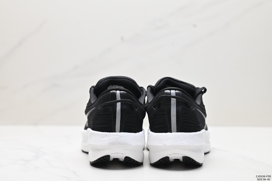 240 Saucony Triumph 20 N索康尼胜利20代旗舰级缓震型跑鞋 S20881-10
