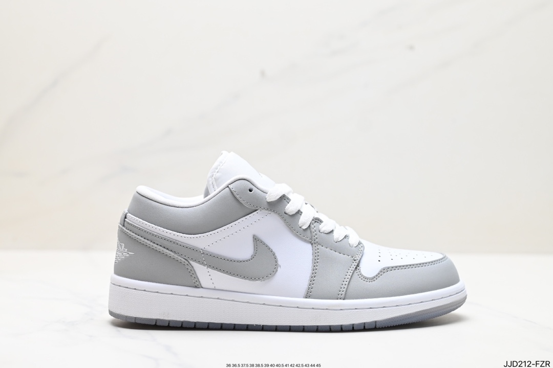 Air Jordan 1 Scarpe Sneaker Air Jordan Vintage Top bassi