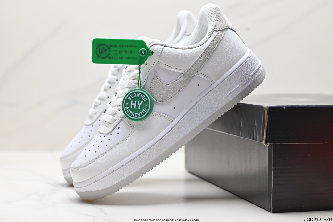 Nike Air Force 1 Low 07 FN5832-100