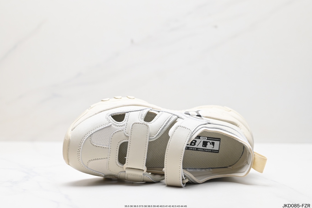 160 Korea韩国限定发售NY美国榄球洋基队限定 x MLB Big Ball Chunky Mesh 厚底慢跑鞋 3ASDCH143