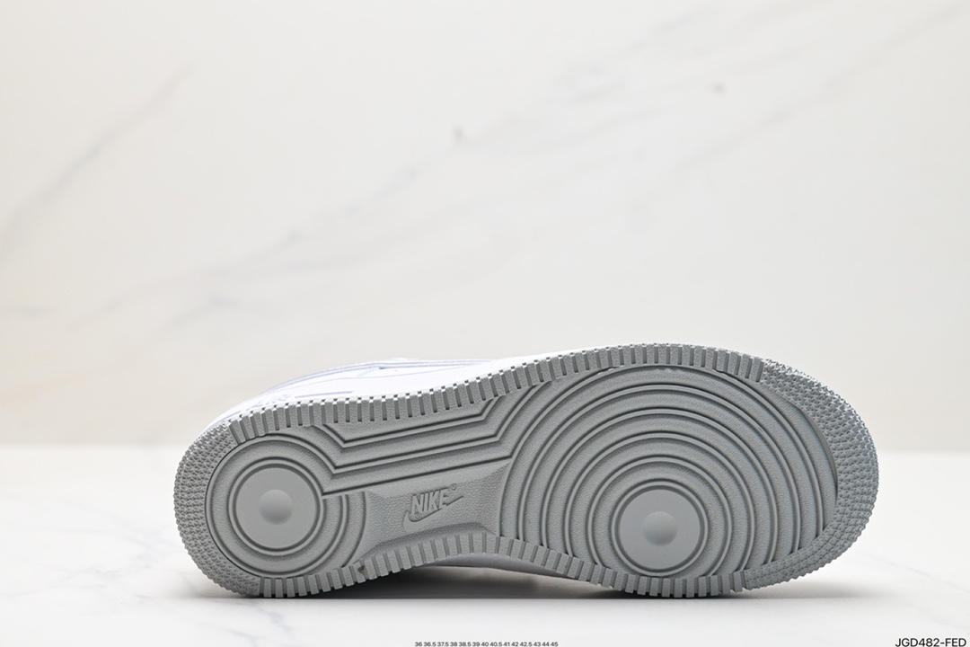 180 Nike Air Force 1 Low 07 XP9708-760
