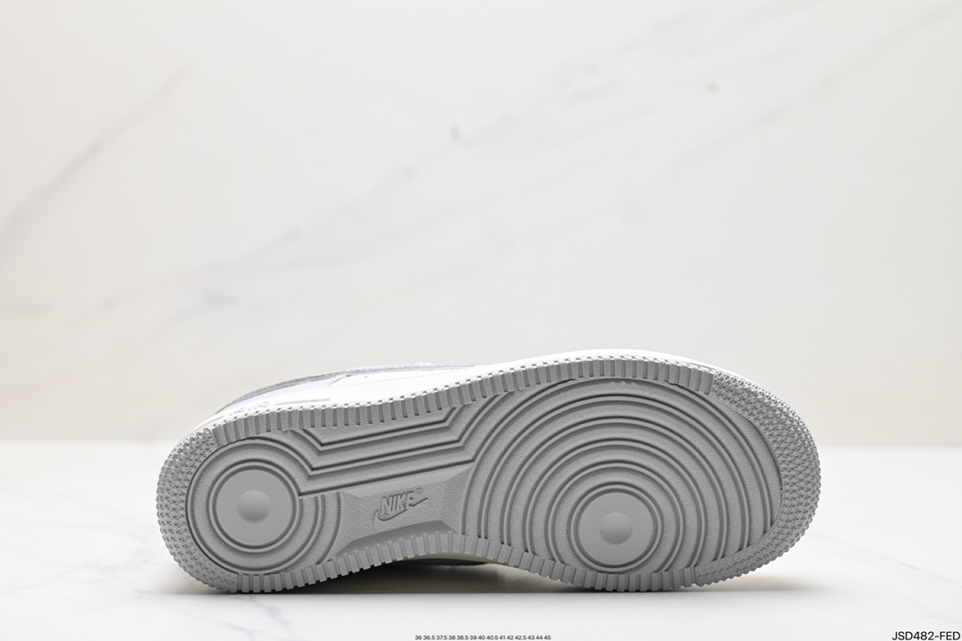 200 Nike Air Force 1 Low 07 IO5636-888