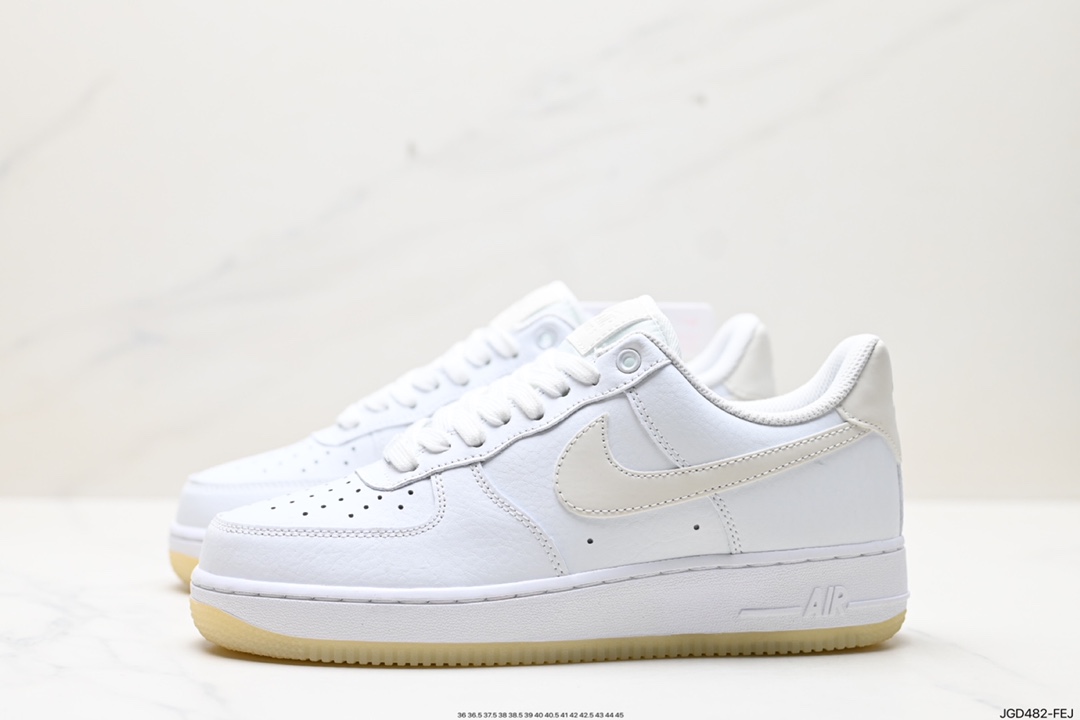 Nike Air Force 1 Low 07 AO2132-101
