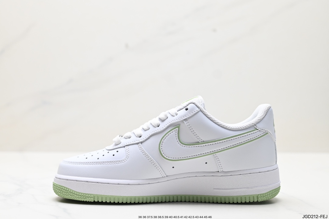 180 Nike Air Force 1 Low 空军一号低帮休闲运动板鞋 DV0788-105