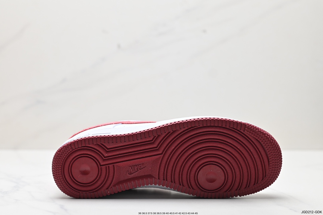 AIR FORCE 1'07 LV8 FQ7626-100