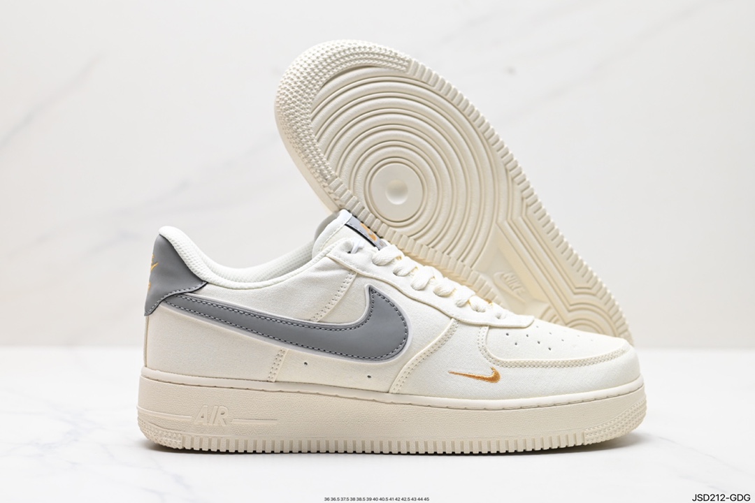 200 Nike Air Force 1 Low 07  MN5696-609