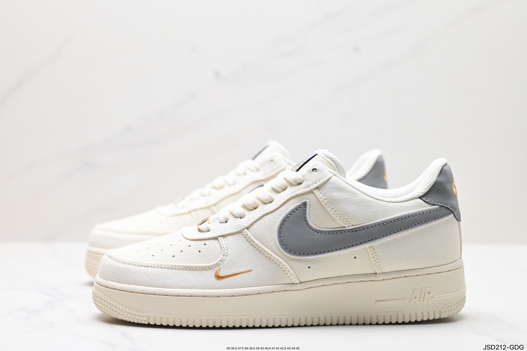 200 Nike Air Force 1 Low 07  MN5696-609