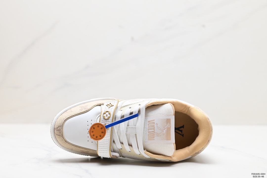 600 Louis Vuitton Trainer Sneaker Low 空胶版本