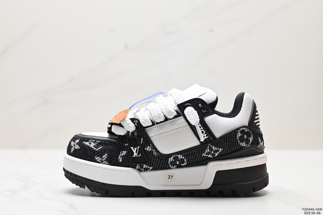 620 Louis Vuitton Trainer Sneaker Low 空胶版本