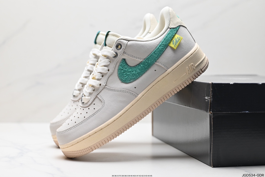 180 Nike Air Force 1 Low 07  DO6730-001