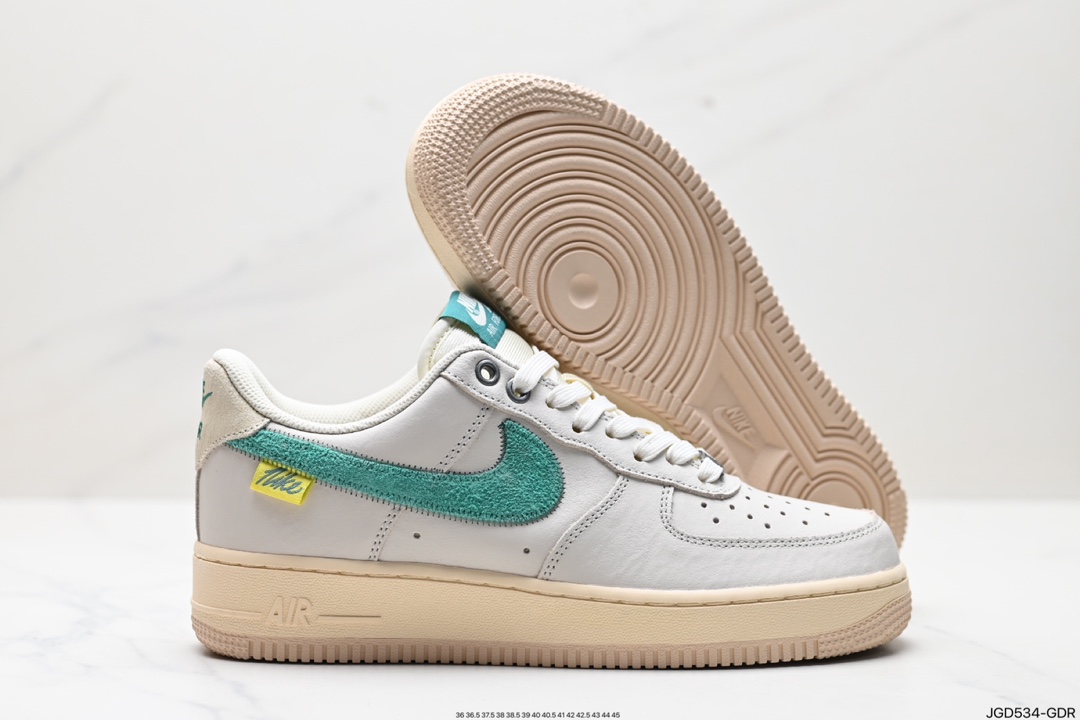 180 Nike Air Force 1 Low 07  DO6730-001