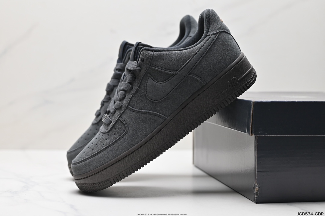 180 Nike Air Force 1 Low 07  DO6730-001