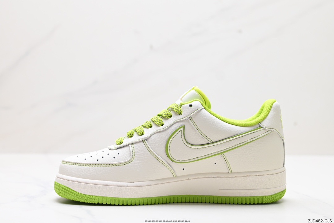 240  AIR FORCE 1'07 LV8 UN1635-888