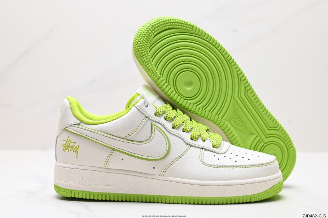 240  AIR FORCE 1'07 LV8 UN1635-888