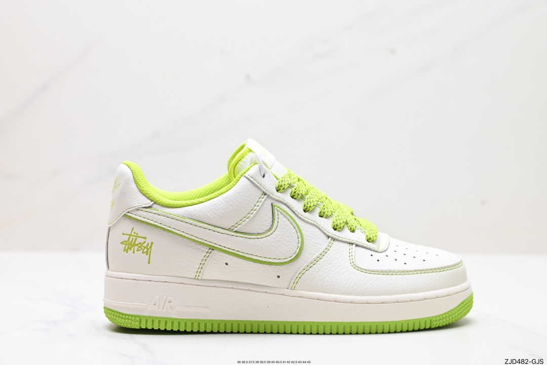 240  AIR FORCE 1'07 LV8 UN1635-888