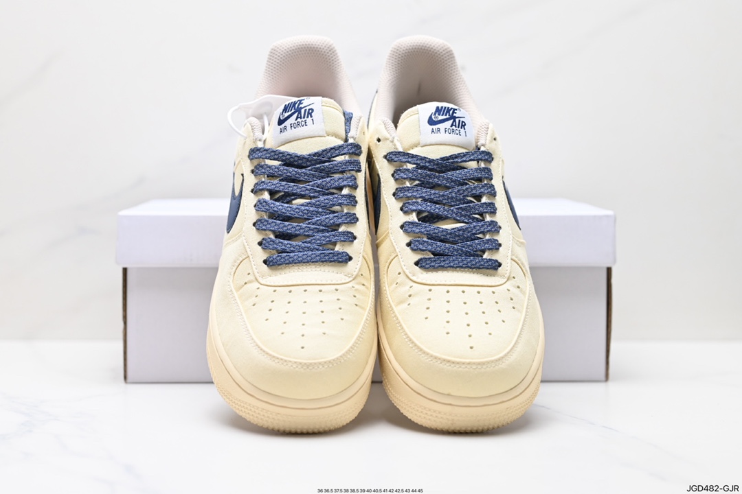 180 Nike Air Force 1 Low 07 315122-109