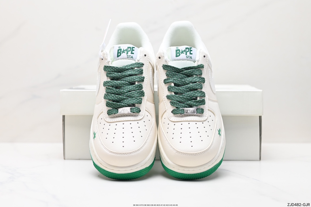 240 Nike Air Force 1 Low 07 FG6688-102