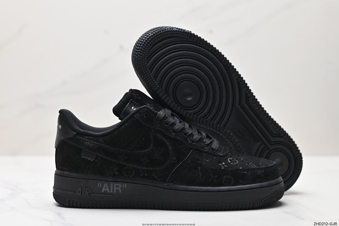 300 LV x Air Force 1 Low 1A9VD7