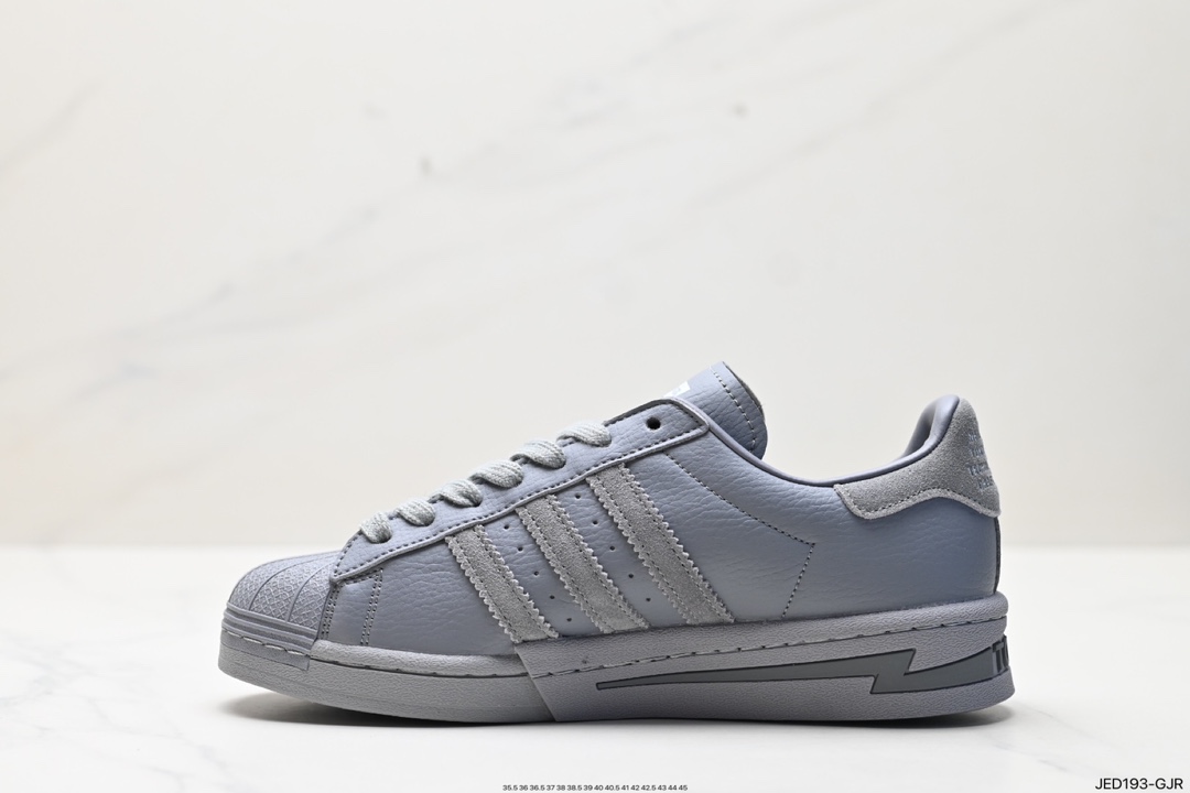 Adidas Originals Superstar ”Sail/Green/Lace” shell toe sneakers lE6115