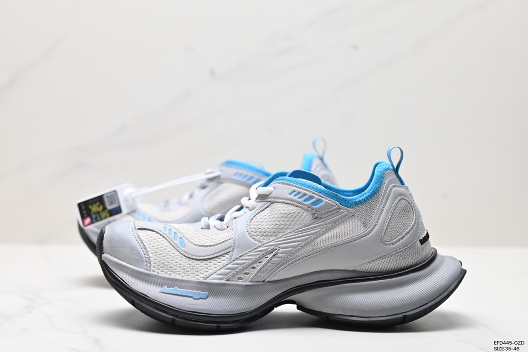 400 巴黎世家BALENCIAGA Circuit Sneakers 环道系列低帮慢跑鞋 793944 WFLGY 0613