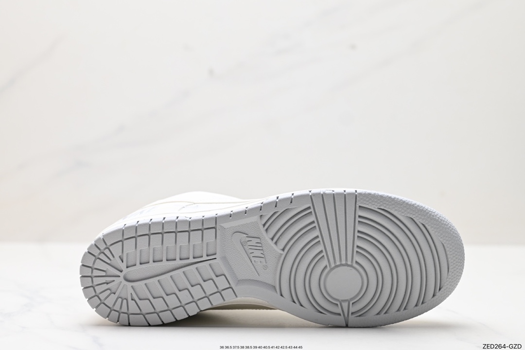Nike SB Dunk Low NK5639-325