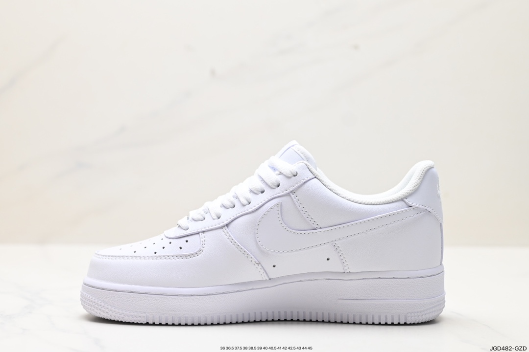 180 Nike Air Force 1 Low 07