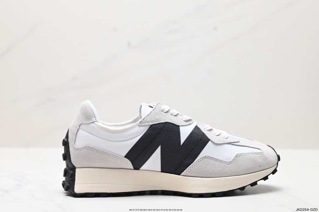 New Balance Shoes Sneakers Vintage Casual