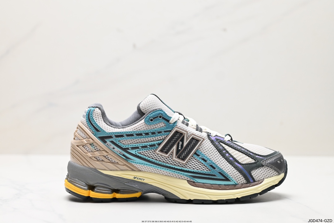 New Balance Shoes Sneakers Vintage