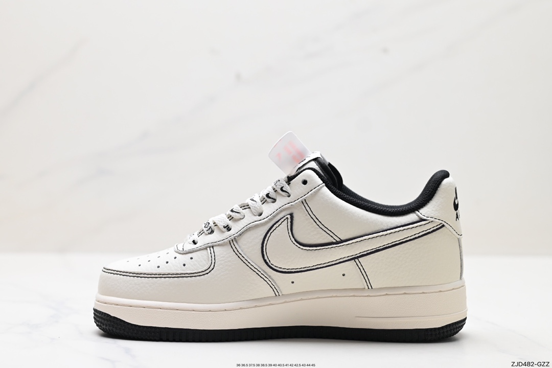 240 Nike Air Force 1 Low 07 UN1635-702