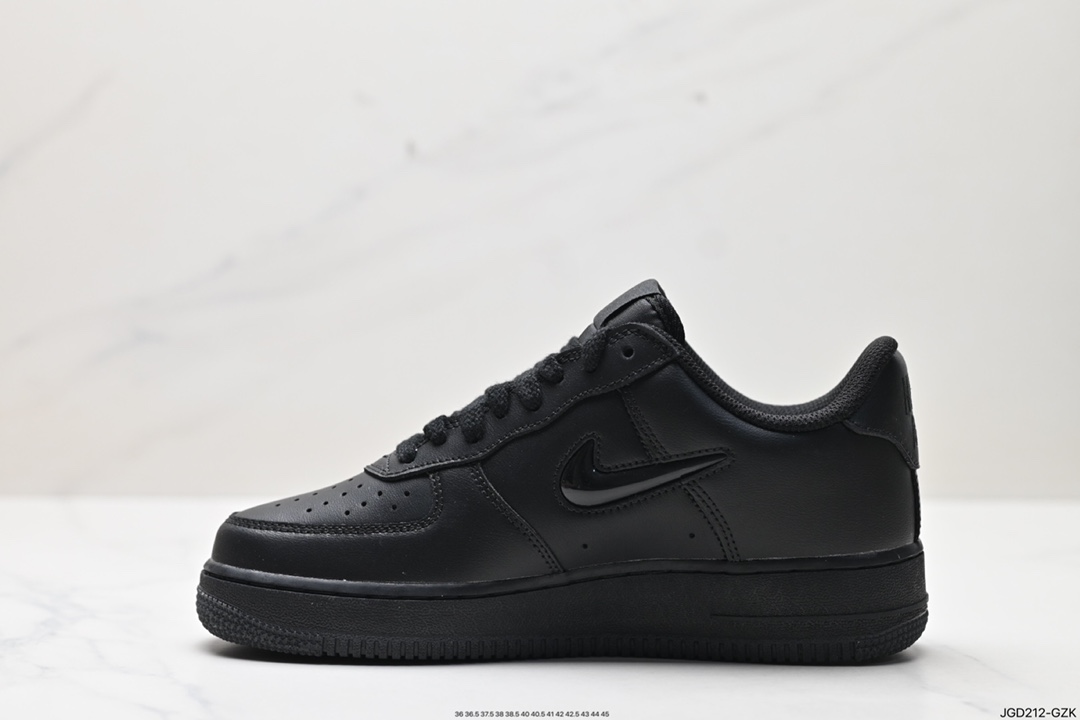 180 Nike Air Force 1 Low 07 FZ4617-001