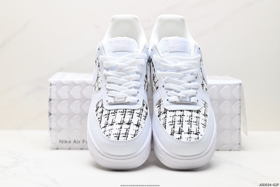 180 Nike Air Force 1 Low 07 DD8959-112