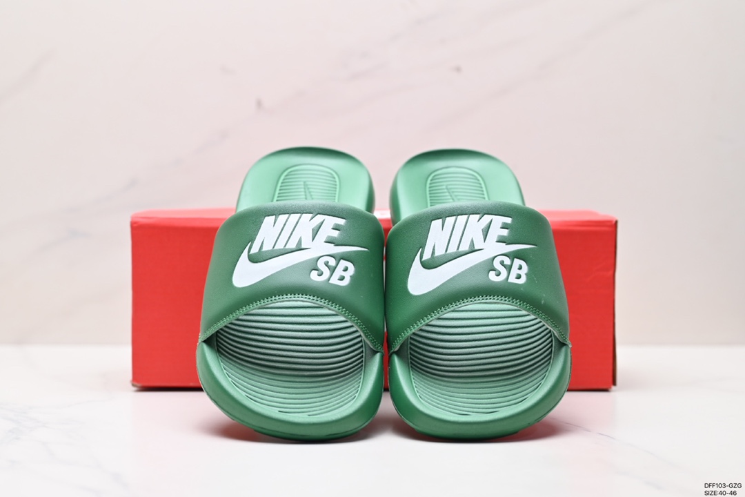 75 耐克NIKE VICTORI ONE SLIDE 拖鞋 夏季潮款沙滩拖 DR2018-001