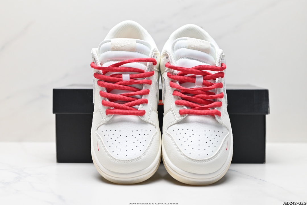 150 Nike SB Dunk Low Supreme联名 RM2308-230