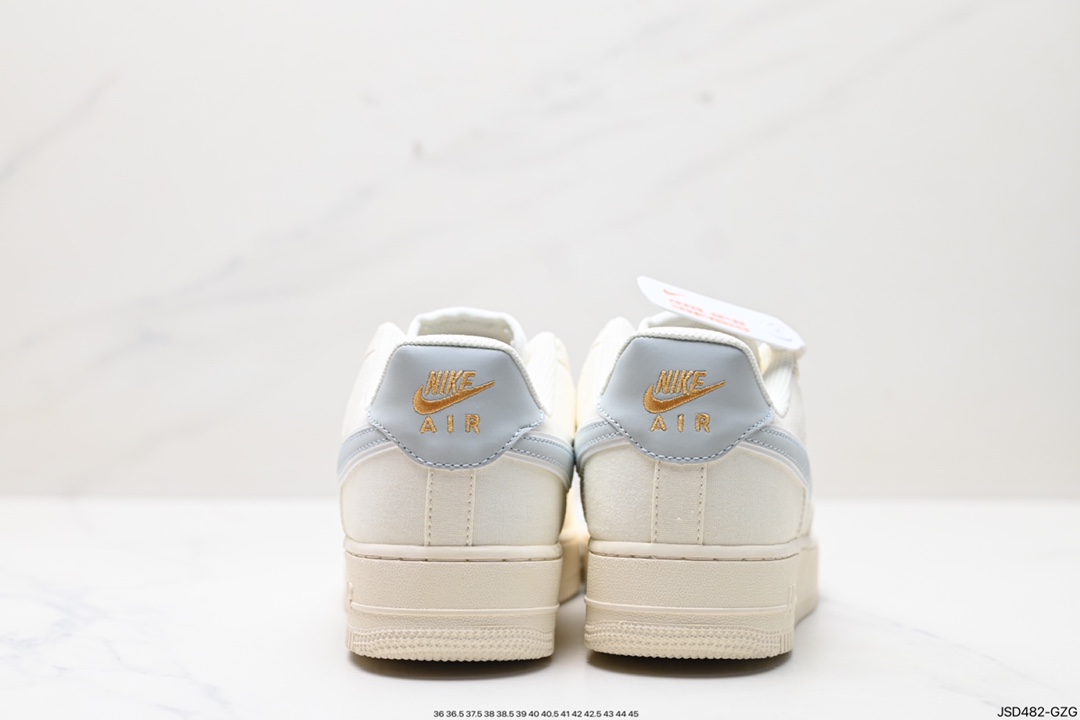 200 Nike Air Force 1 Low 07 MN5696-009