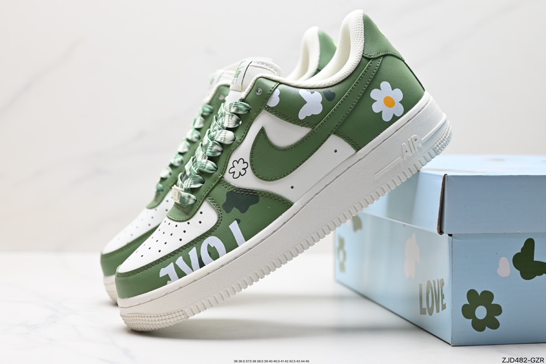 240 Nike Air Force 1 Low 07 CW2288-662