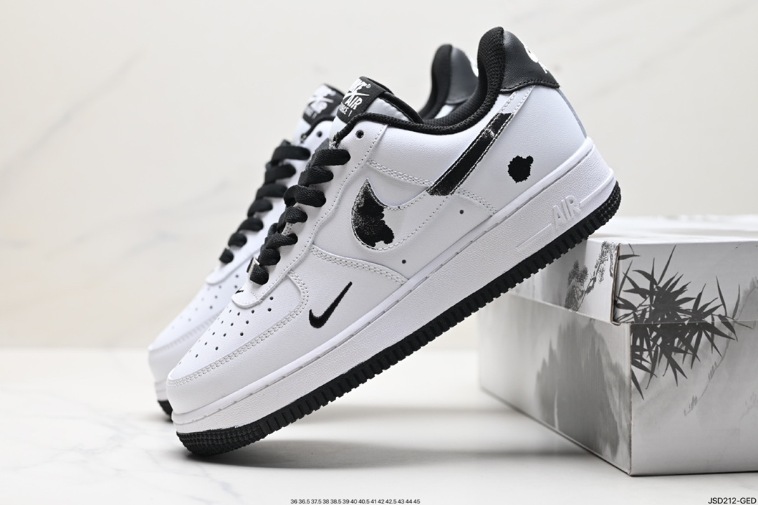 200 Nike Air Force 1 React DV0788-006