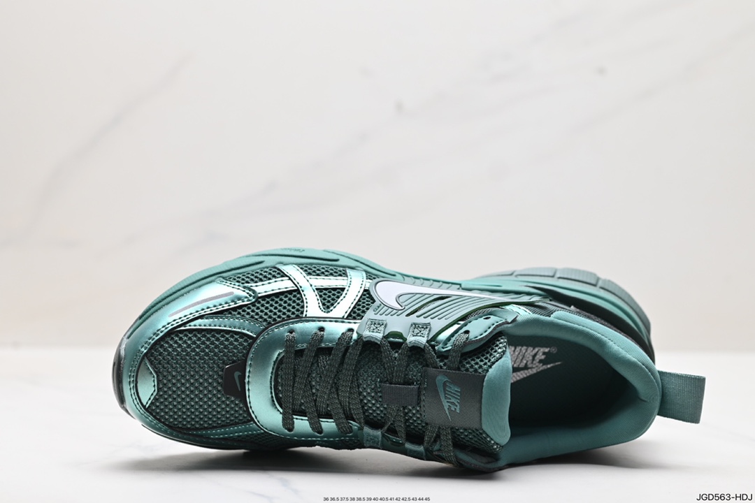 180 耐克NIKE V2K RUN跑步鞋复古风潮 网面透气运动鞋 HF5050-361