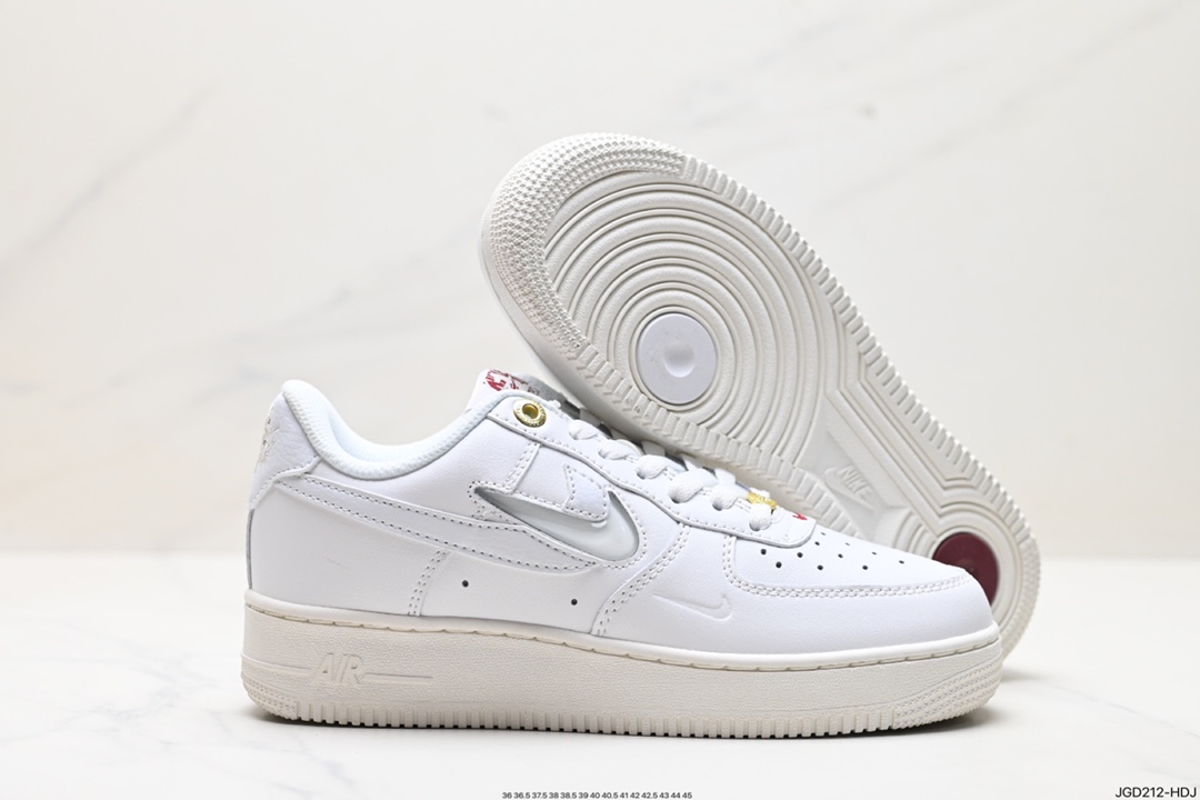 180 Nike Air Force 1 Low 07 Prm DZ5616-100
