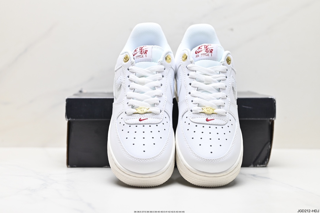180 Nike Air Force 1 Low 07 Prm DZ5616-100