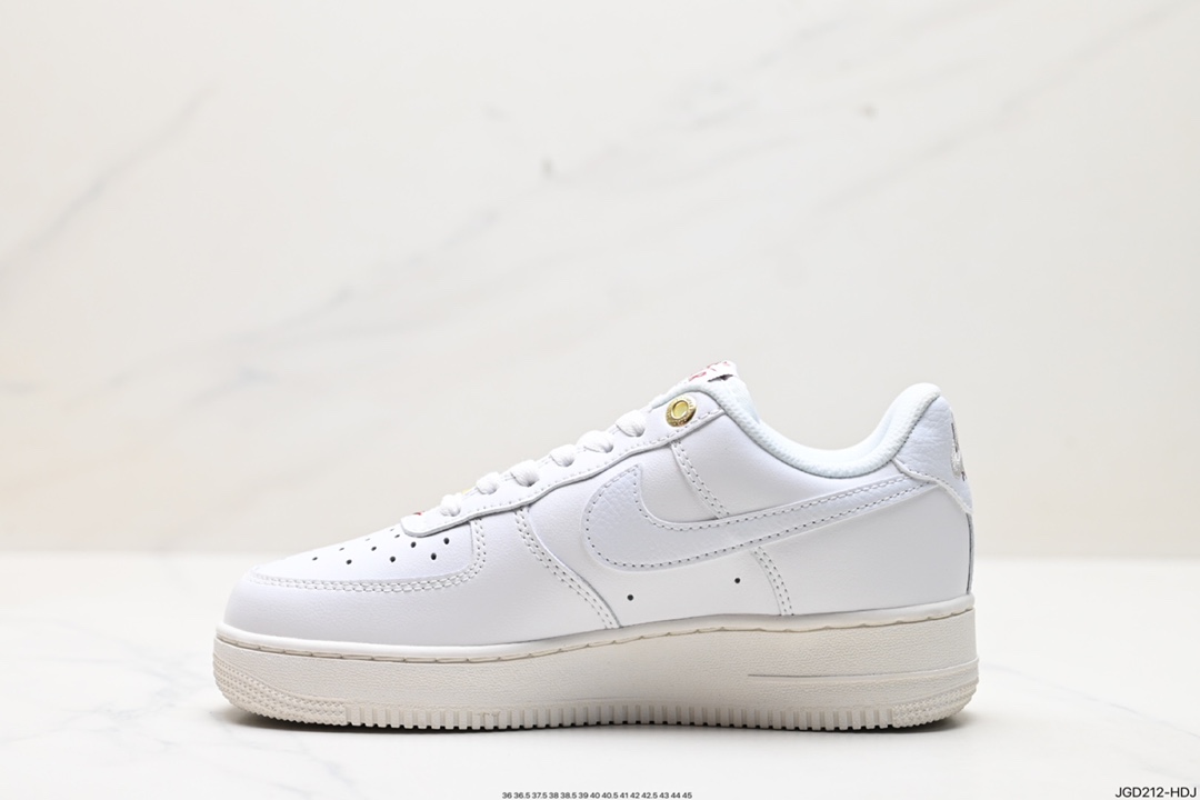 180 Nike Air Force 1 Low 07 Prm DZ5616-100