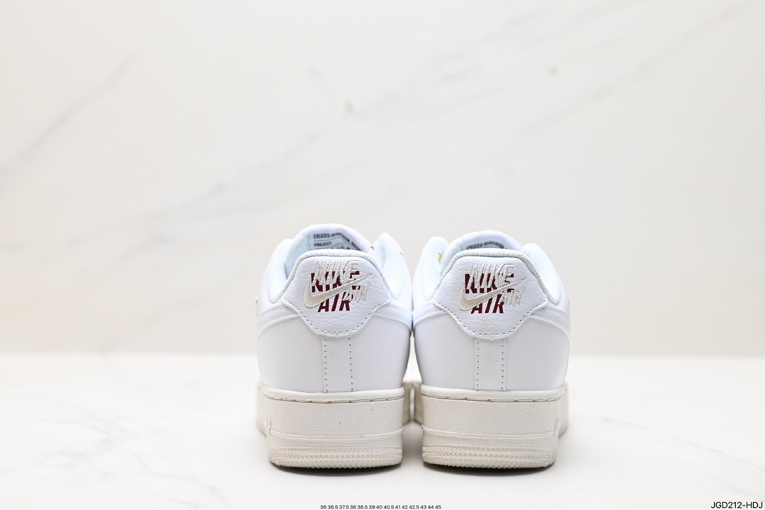 180 Nike Air Force 1 Low 07 Prm DZ5616-100