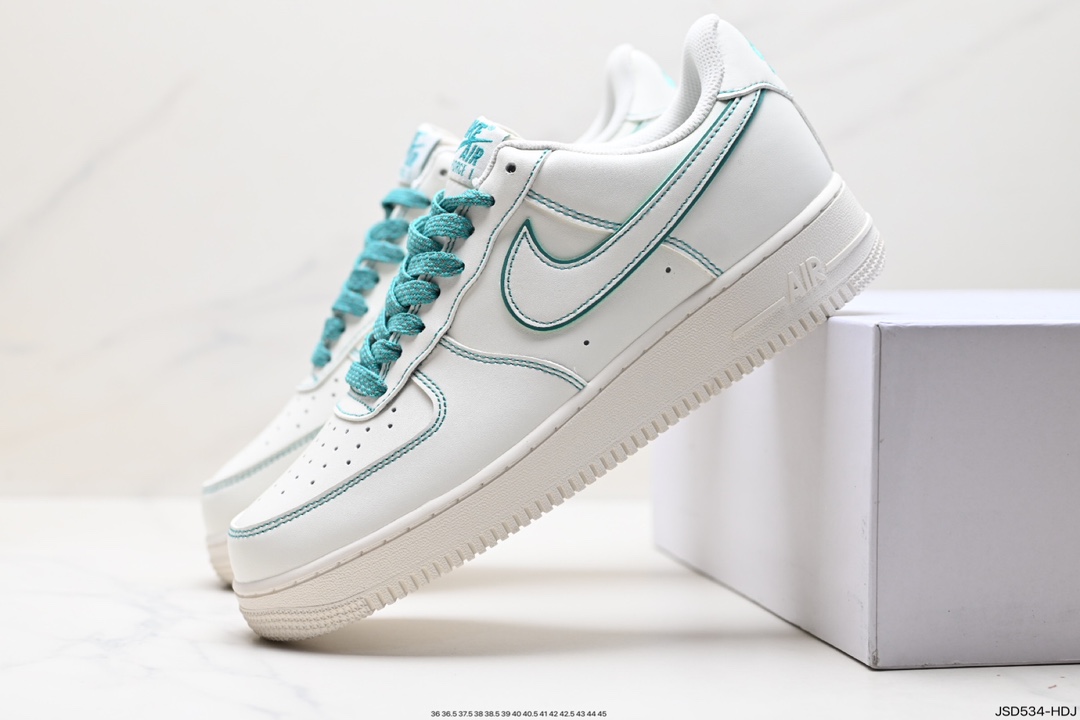 200 LV x Air Force 1 Low 1A9VD7
