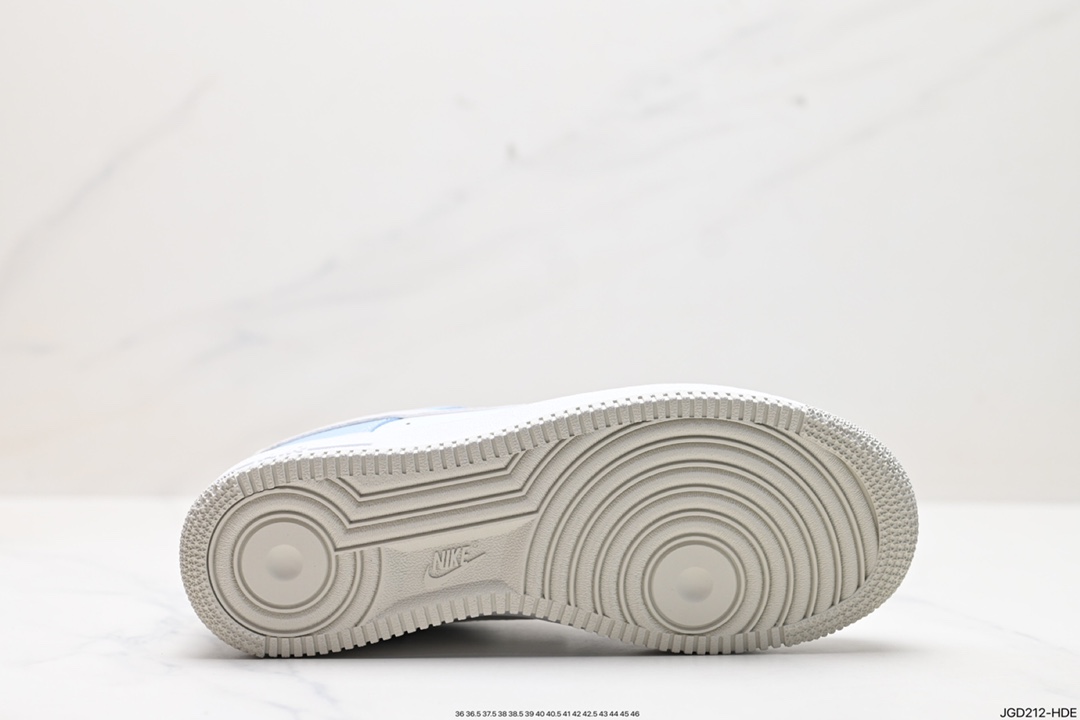 180 Nike Air Force 1 Low 07 HF0022-400