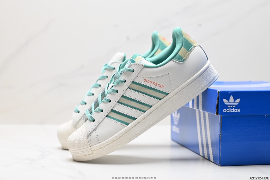 140 贝壳头阿迪达斯Adidas三叶草 Originals Superstar 贝壳头系列低帮板鞋 IE2931
