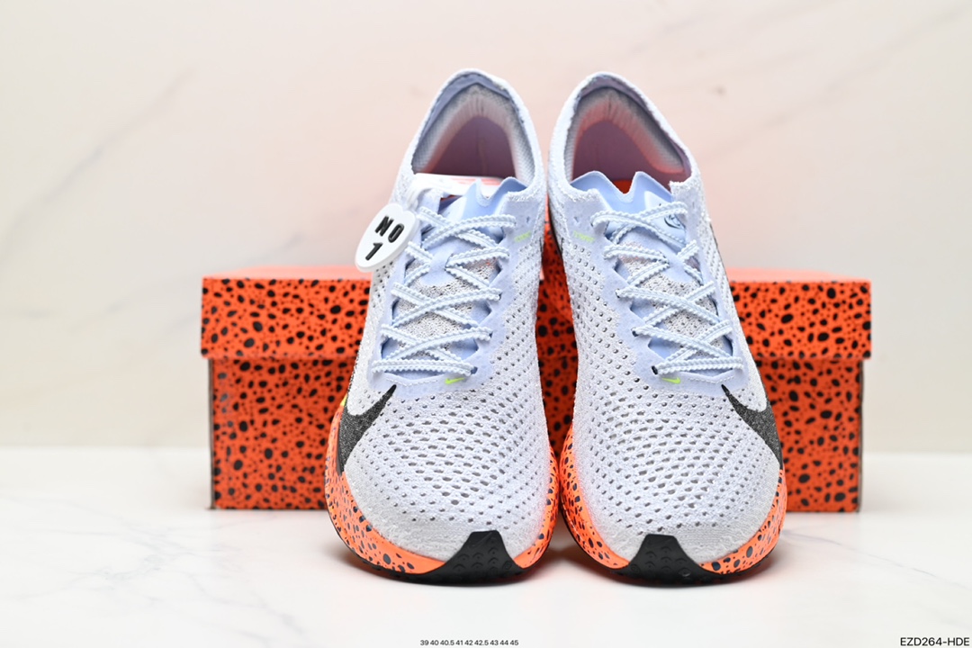 360 NIKE ZoomX Vaporfly NEXT% 3 马拉松 泡棉超轻缓震运动慢跑鞋FV2305-900