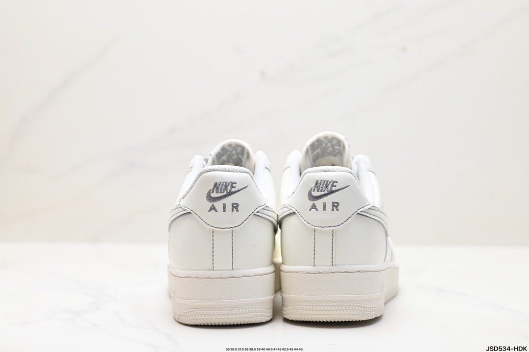200 Nike Air Force 1 Low 07