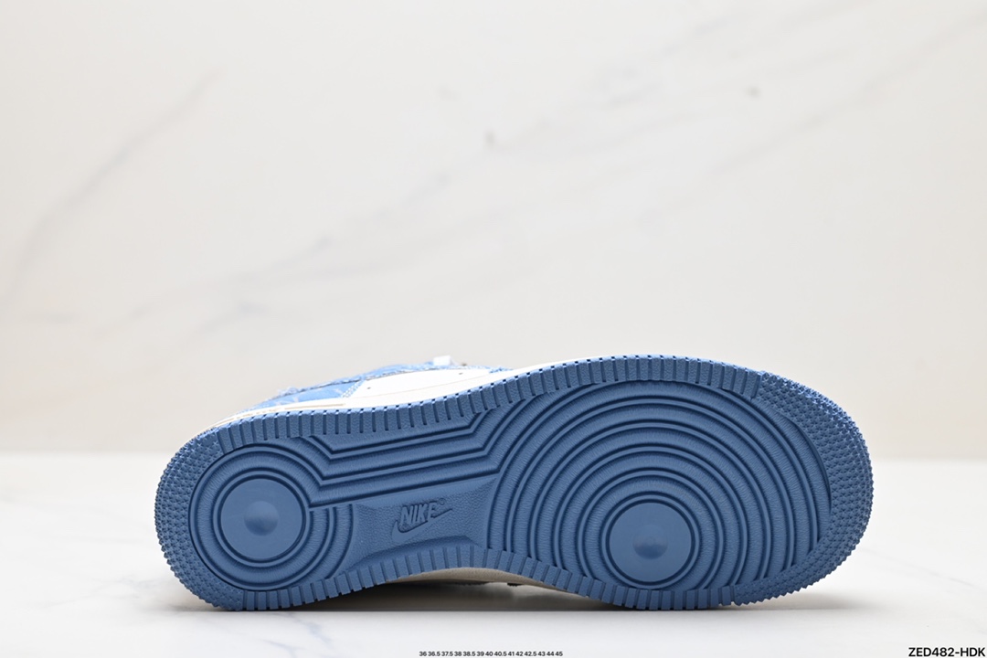 260 Nike Air Force 1 Low 07 HD1968-028