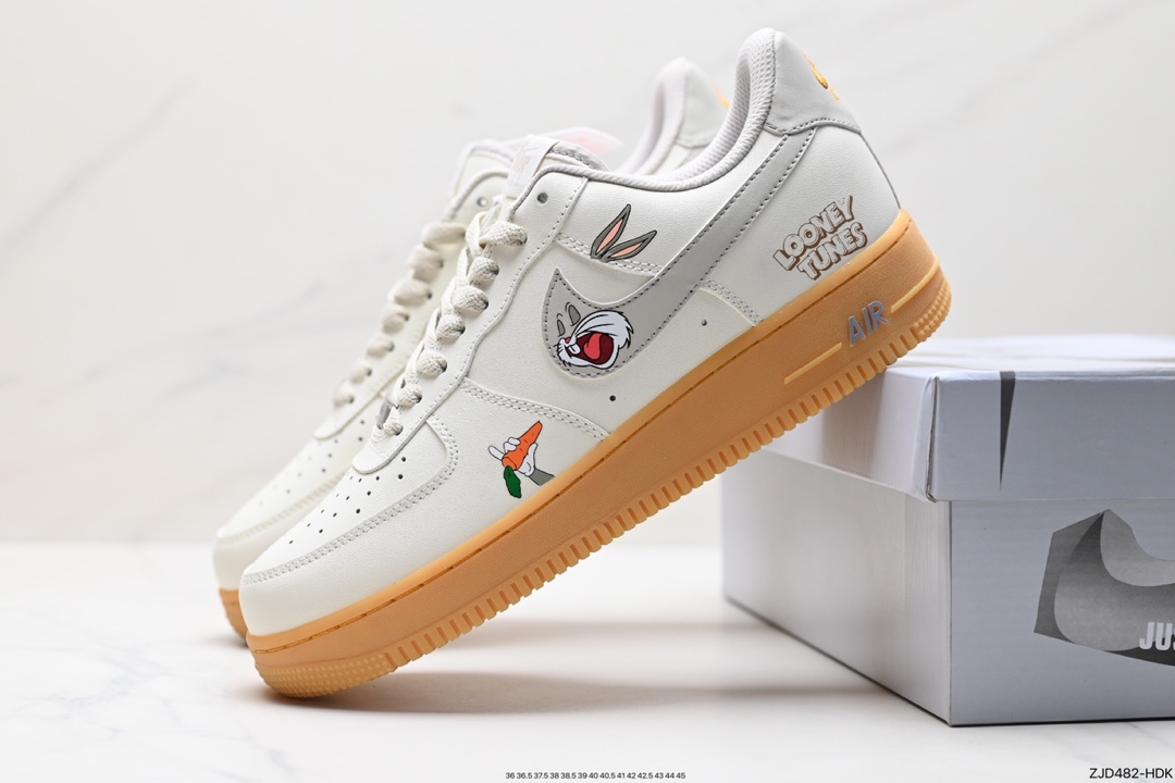 240 Nike Air Force 1 Low 07 XC2351-660