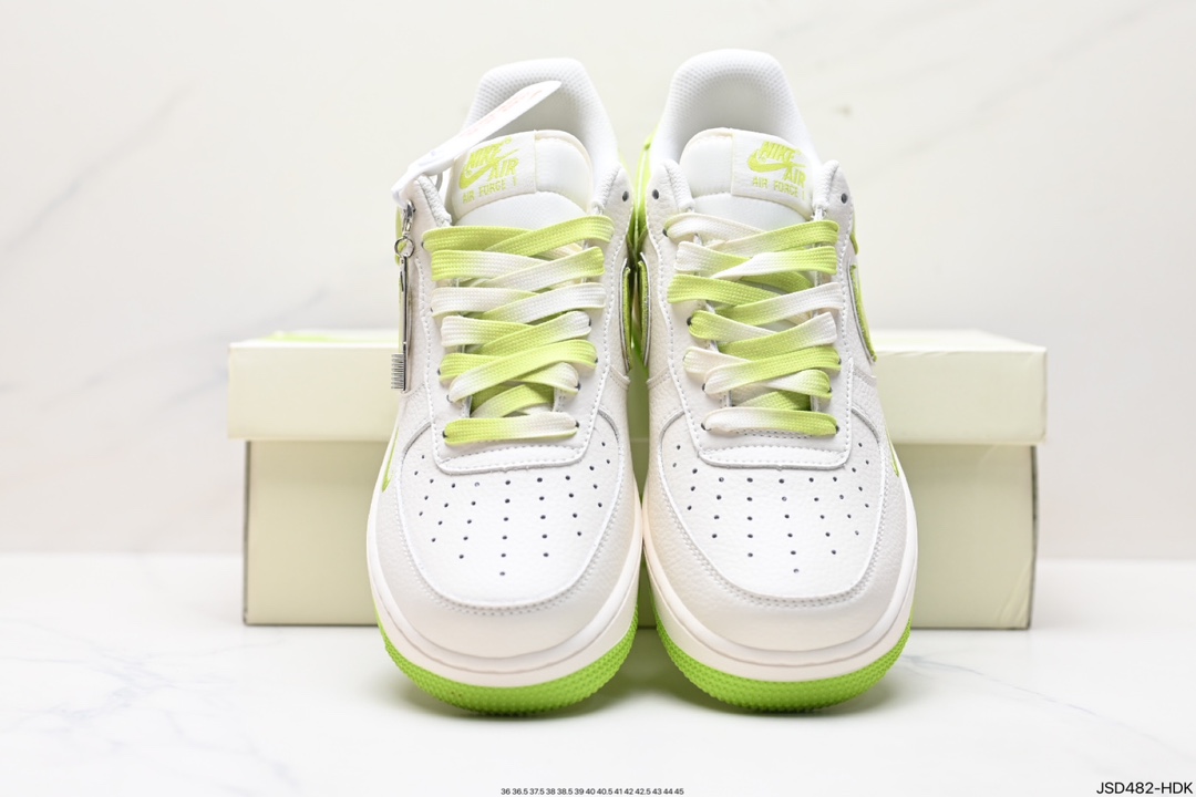 200 Nike Air Force 1 Low 07 lO5636-222